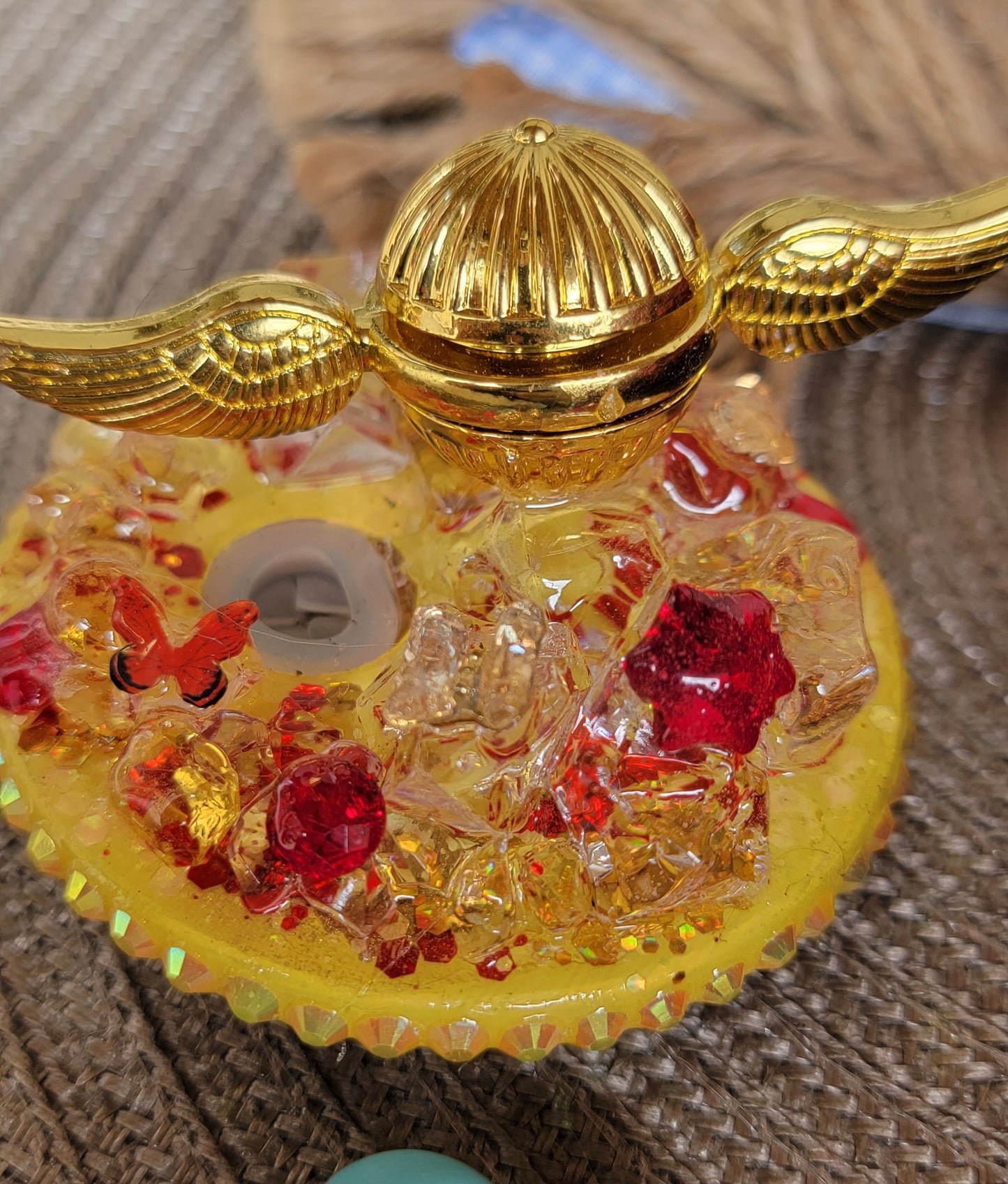 MAGIC RED TEAM GLASS CAN 16OZ